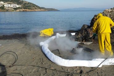 Absoberingsflydespærre